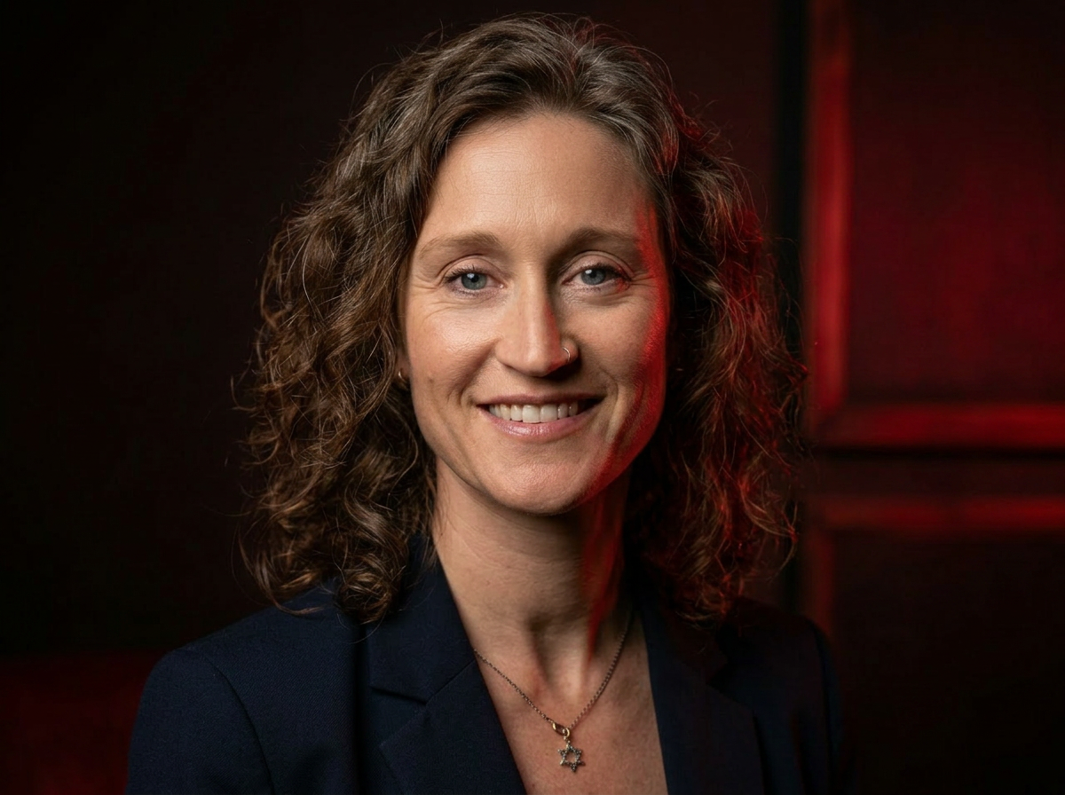 Yael Tamar portrait